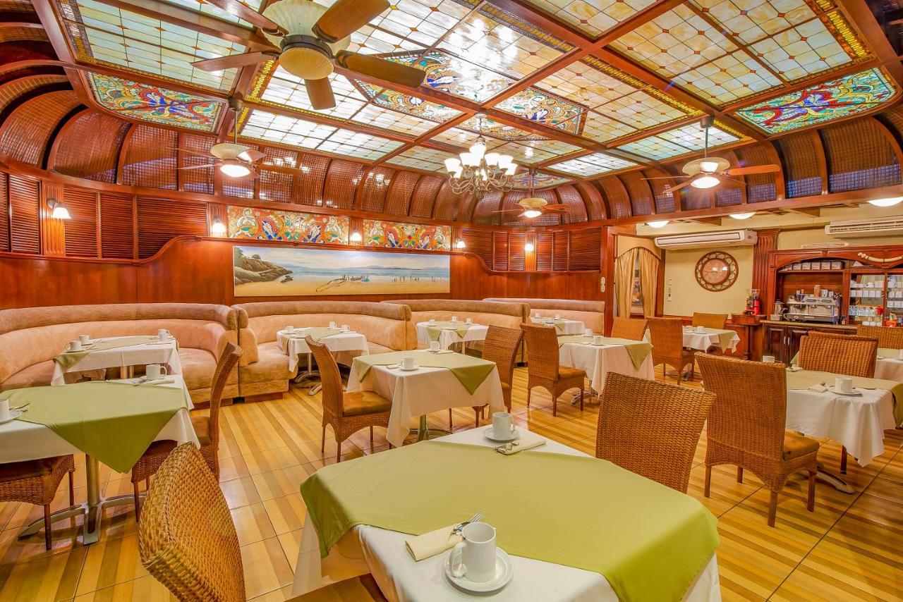 Hotel Casa Roland Golfito Resort Екстер'єр фото