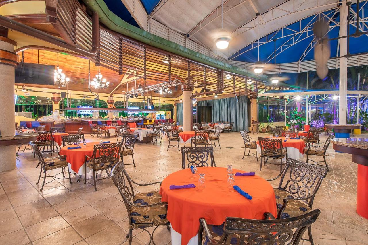 Hotel Casa Roland Golfito Resort Екстер'єр фото