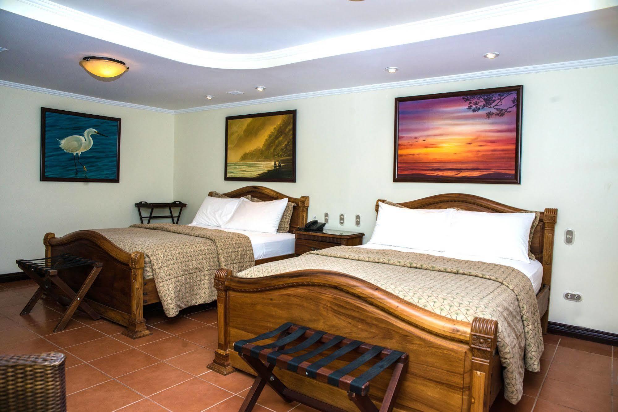 Hotel Casa Roland Golfito Resort Екстер'єр фото